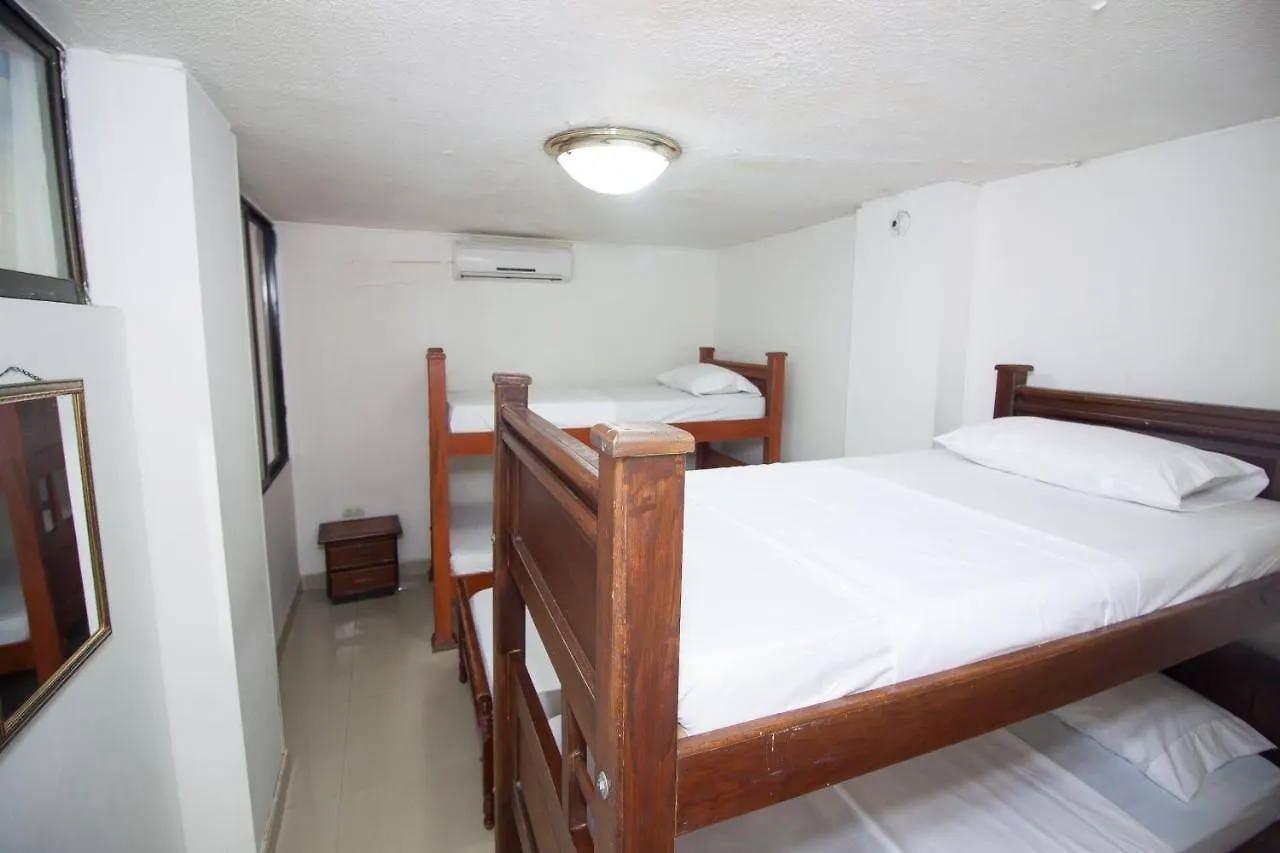 Karey Apartamentos By Danp Santa Marta