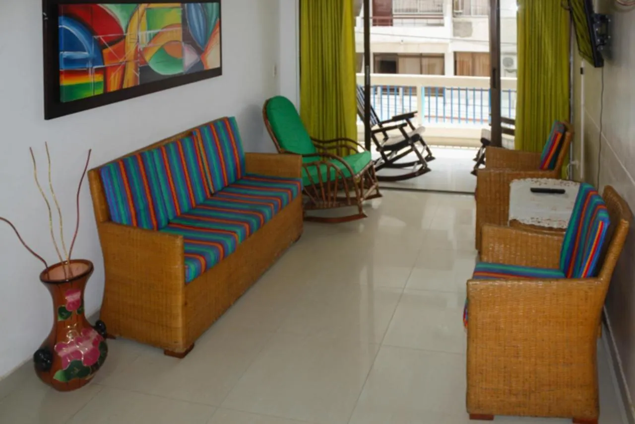 Karey Apartamentos By Danp Santa Marta